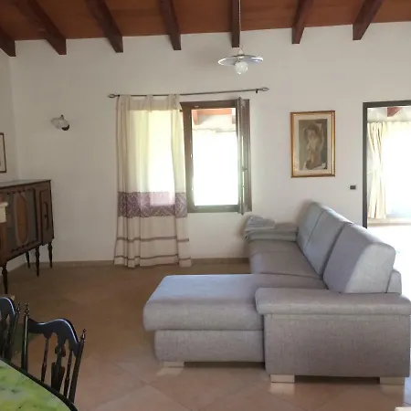 S'umbra De S'ozzastru