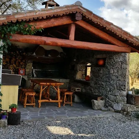 S'umbra De S'ozzastru *