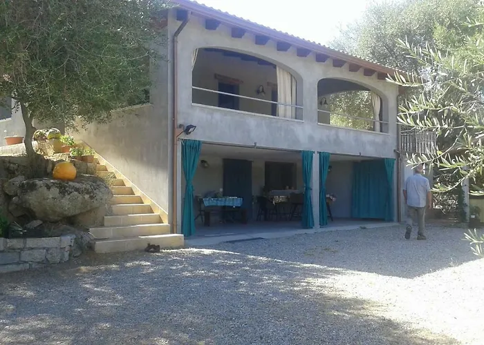 Vakantiehuis S'umbra De S'ozzastru Orgosolo