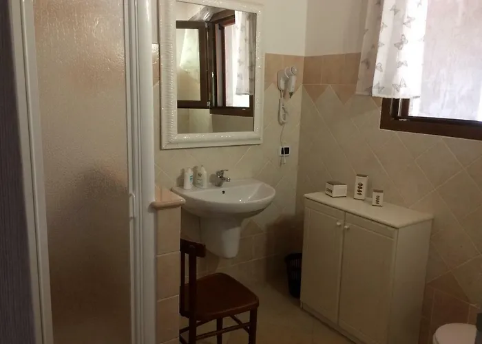 S'umbra De S'ozzastru *