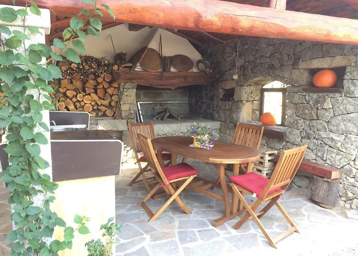 S'umbra De S'ozzastru 度假居